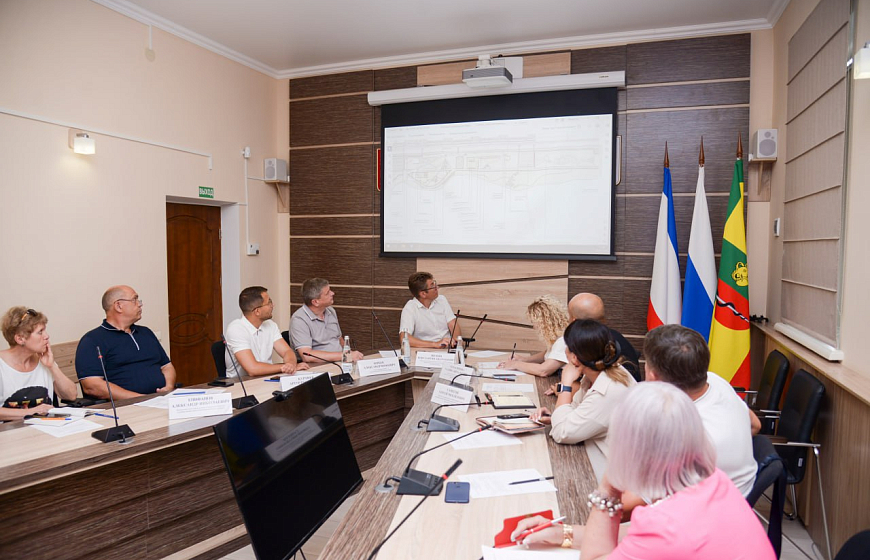 В Евпатории представили проект благоустройства набережной озера Мойнаки